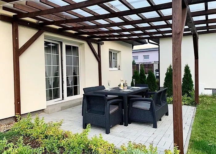 Luxe Bungalow,20Min Prague City Centr,5Min Airport