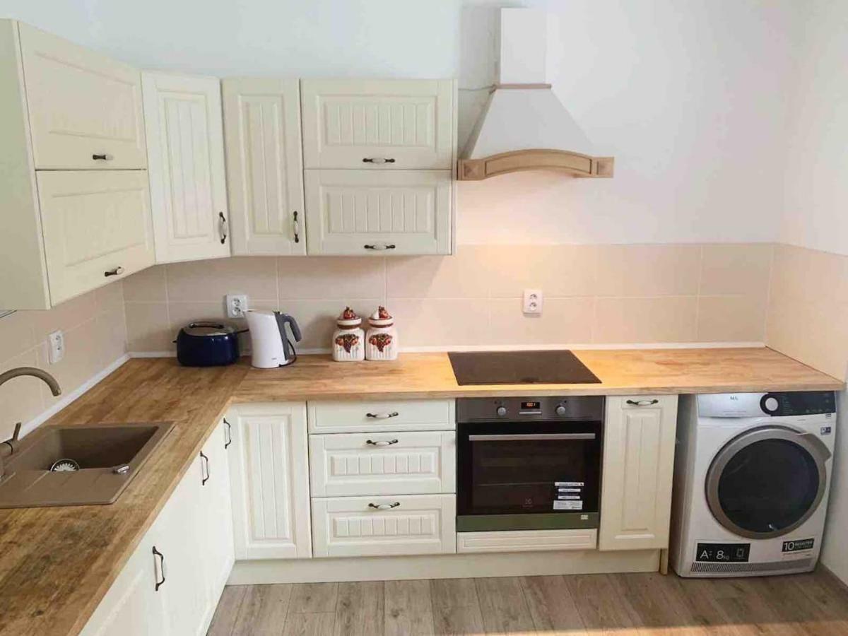 Luxe Bungalow,20min City Centr,5min Airport Holiday home *