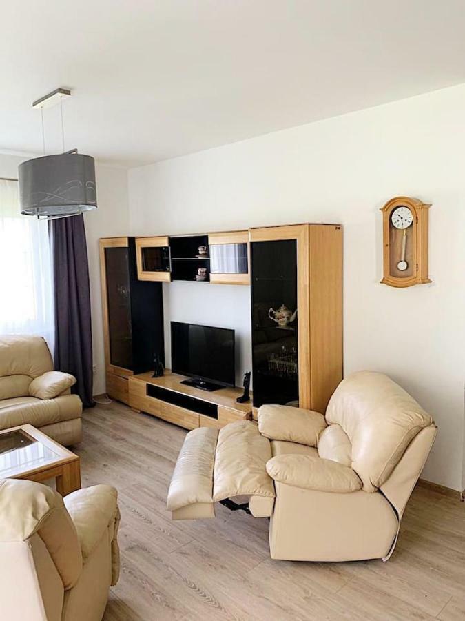 Luxe Bungalow,20min City Centr,5min Airport Holiday home *